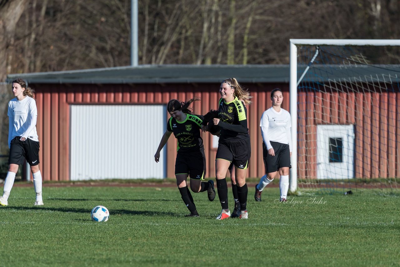 Bild 277 - B-Juniorinnen MSG Steinhorst Krummesse - SV Frisia 03 Risum Lindholm : Ergebnis: 0:5